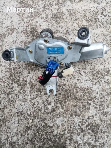 Електромотор на задната чистачка за Киа Соренто - Kia Sorento , снимка 3 - Части - 47430732