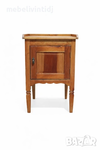 Антично нощно шкафче от масивно дърво