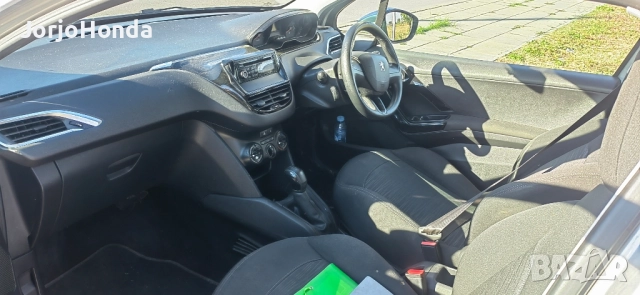 пежо 208 1.2 бензин на части , снимка 2 - Автомобили и джипове - 51951588