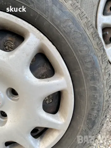 4 бр Зимни гуми с джанти от Honda Accord 6 185/65/15, снимка 4 - Гуми и джанти - 48090410