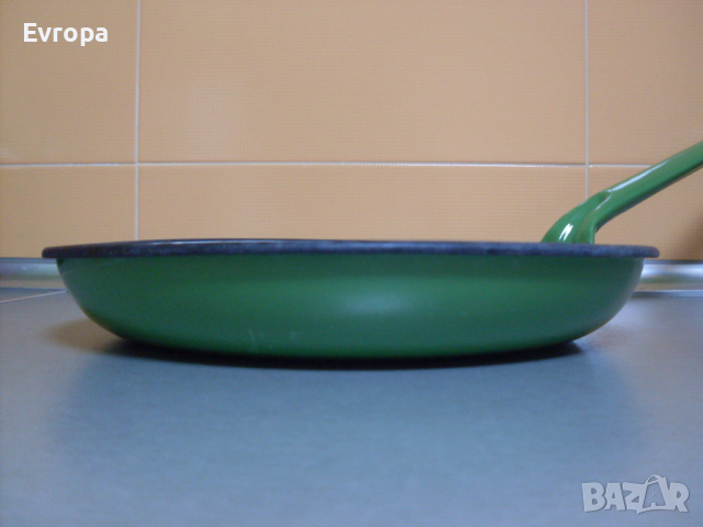 Емайлиран тиган- 24см., снимка 7 - Съдове за готвене - 44651302