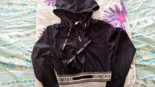 Страхотни модели блузки и горница Dior , снимка 3 - Корсети, бюстиета, топове - 51061568