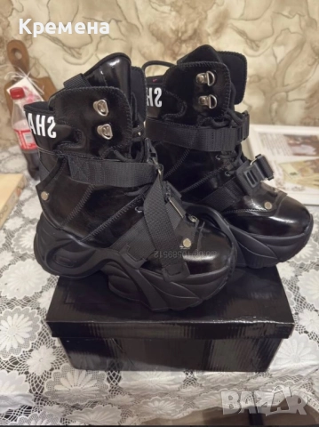 Дамски боти