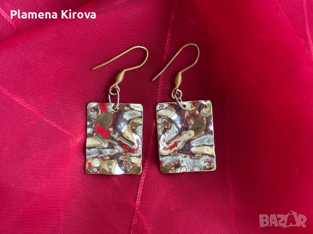 Обеци с релефен дизайн | Позлатено покритие