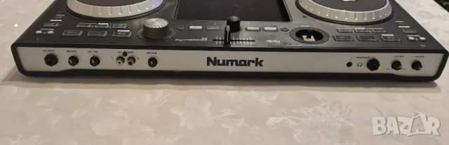 Пулт Numark IDJ PRO, снимка 2 - Ресийвъри, усилватели, смесителни пултове - 50102235
