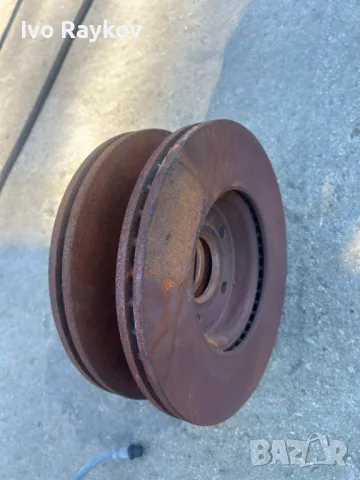 Спирачни дискове  за  Volvo V50