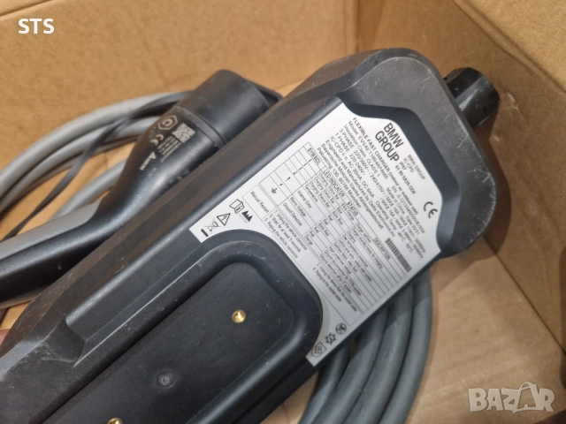 Мобилна трифазна зарядна станция BMW Flexible Fast Charger 11kW 16A, снимка 3 - Аксесоари и консумативи - 52978594