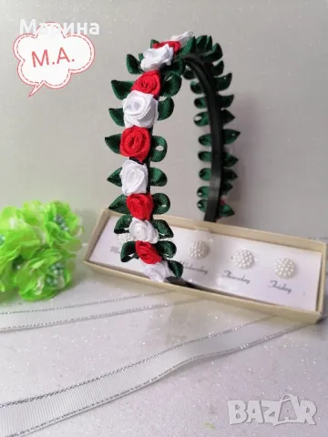 Диадема с червени и бели мини рози. , снимка 3 - Аксесоари за коса - 38226480