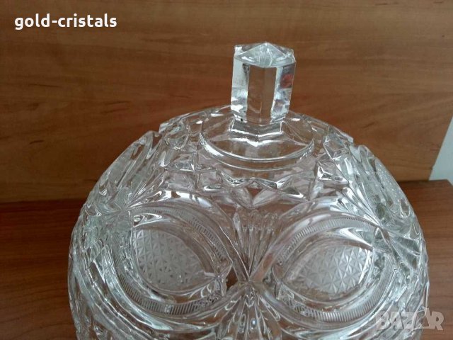 Кристална купа с капак, снимка 11 - Антикварни и старинни предмети - 29771756