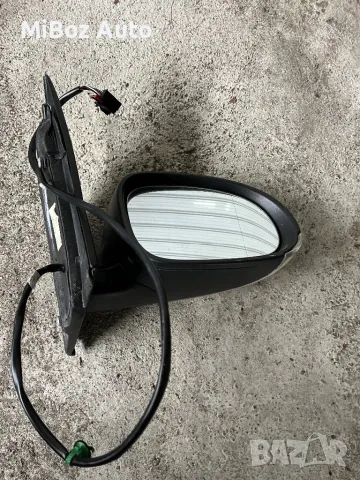 Огледало дясно Фолксваген Голф 5 VW Golf