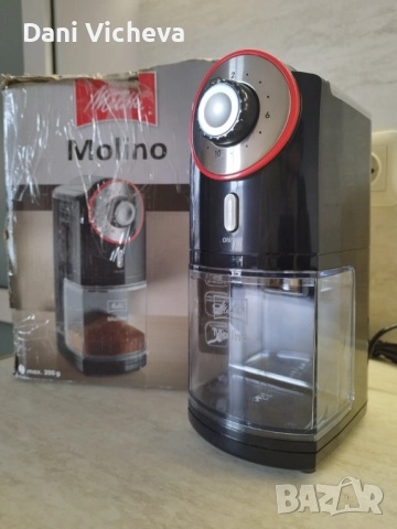 Електрическа кафемелачка Molino, черна/червена