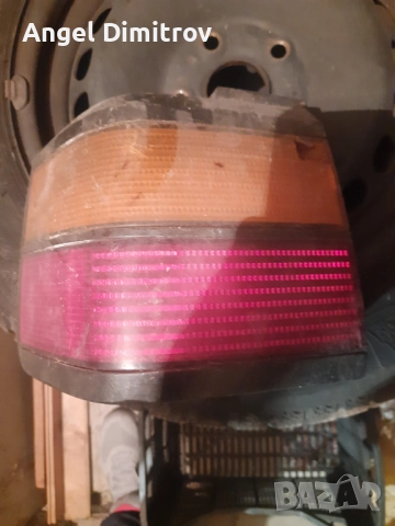 Продавам части за Пасат 2 .88-92 г ляв стоп и ляв мигач и мигач за калника