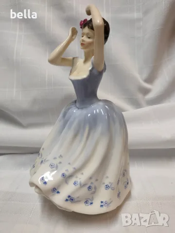 Оригинална порцеланова статуетка на световноизвестната английска марка Royal Doulton-Sheila., снимка 3 - Статуетки - 55763682