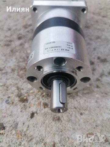 Серво мотор, снимка 5 - Електродвигатели - 38823068