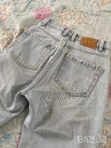 Дамски дънки Stradivarius , снимка 4 - Дънки - 53368907