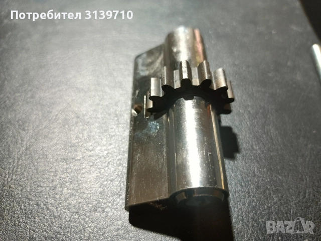 Секретен патрон със зъбно колело, снимка 3 - Друго - 52671185