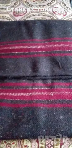 Вълнена завивка/одеало/ черно и червено 