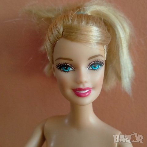 Колекционерска кукла Barbie Барби Mattel 308 3HF2, снимка 2 - Колекции - 44465135