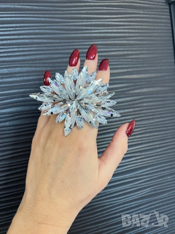 Уникален масивен пръстен с кристали