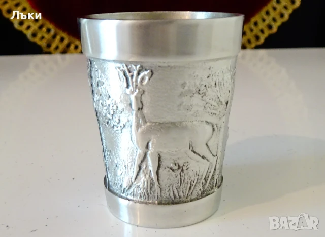 Чаша от калай с Елен,ловна картина. 