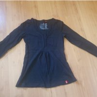 Черна разкроена блуза, снимка 1 - Блузи с дълъг ръкав и пуловери - 30654211