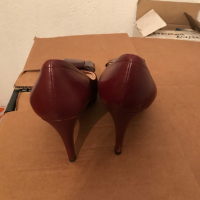 Обувки Армани бордо, снимка 3 - Дамски обувки на ток - 36557085