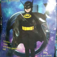 Батман с мускули и жълт колан, снимка 4 - Детски комплекти - 34619143