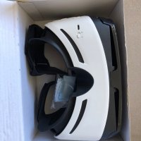 VR очила, снимка 4 - Други игри и конзоли - 35528515