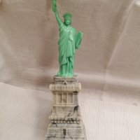 Уникална Статуя на свободата - екстериор за влакова/за колички писта, снимка 1 - Колекции - 44400956