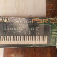 Синтезатор Yamaha PSR 200, снимка 3 - Караоке - 44242869