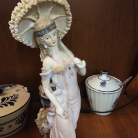  Capodimonte Giuseppe Armani Антикварна фигура , снимка 3 - Статуетки - 36435950