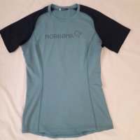 Norrona fjora equaliser lightweight T-Shirt (S) дамска тениска, снимка 2 - Тениски - 36633594
