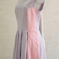Светлолилава къса рокля с розов елемент Soleil - L, снимка 3 - Рокли - 42793802