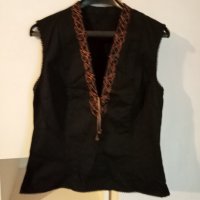 Блуза с бродерия , снимка 1 - Корсети, бюстиета, топове - 42590659