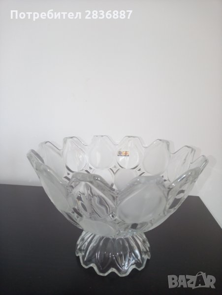 Красива кристална фруктиера/купа/ Бохемия, снимка 1