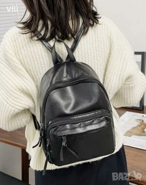 Изчистена дамска раница от мека еко кожа , снимка 1