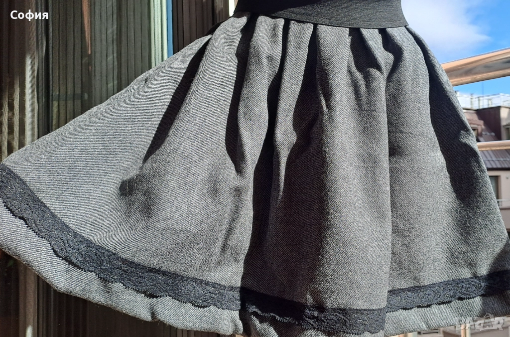 Сива,вълнена пола р-р С/М/Л, снимка 1