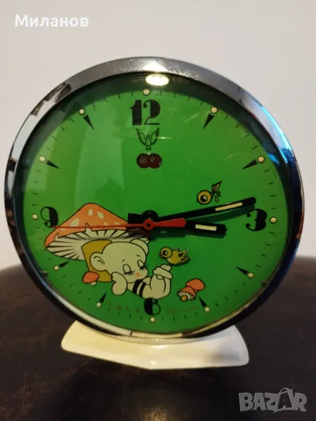 Стар механичен будилник, настолен часовник, снимка 1