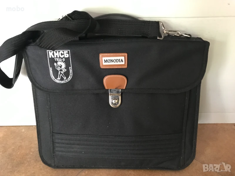 Бизнес чанта, три отделение, два вътрешни джоба  + отделение за химикали, един външен джоб. Чантата , снимка 1