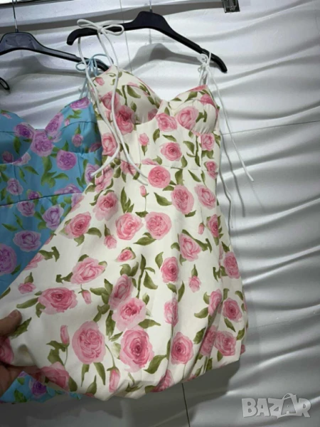 Рокля с флорален десен Бюстие с чашка Регулируеми презрамки  , снимка 1