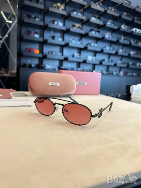 очила с черен обикновен калъф fendi miu miu , снимка 1