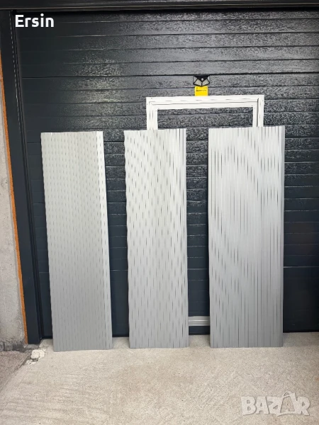 Ролетни врати за Баня (Кемпер и Караван), снимка 1