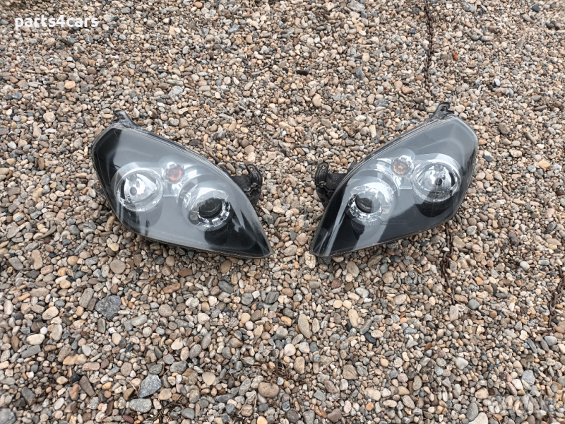 ляв и десен черен фар за опел тигра Б OPEL TIGRA B, снимка 1
