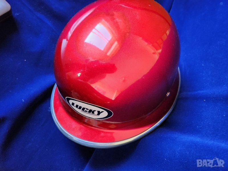 каска за велосипед, мопопед и пр., нова, неползвана, размер 55-58, снимка 1