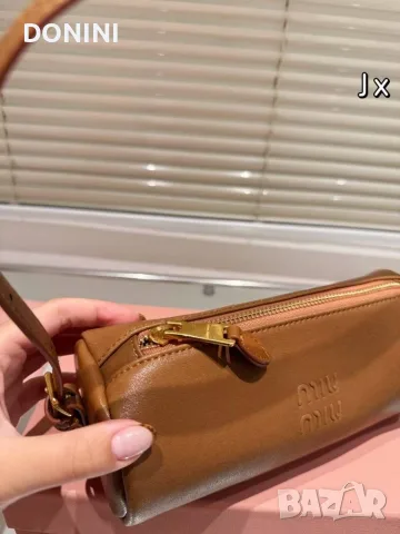 Miu Miu Belair Дамска чанта, кожа, снимка 7 - Чанти - 55975198