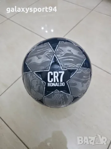 Топка Роналдо черно-бяла Легендарна 2027 Cristiano Ronaldo, снимка 5 - Футбол - 56233708