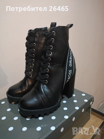 Дамски боти на ток, снимка 2 - Дамски боти - 52787637