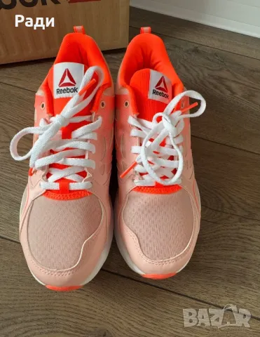 Дамски маратонки Reebok , снимка 4 - Маратонки - 49503854