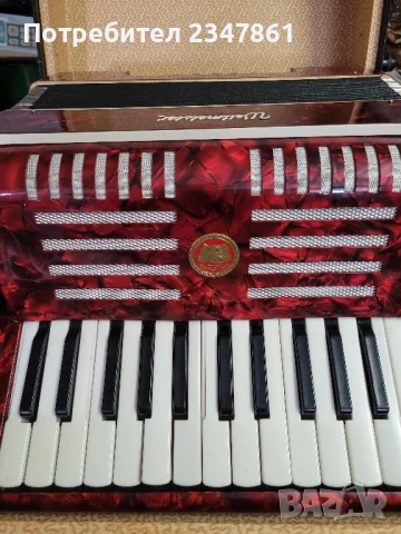 Акордеон Weltmeister, снимка 2 - Акордеони - 51414339