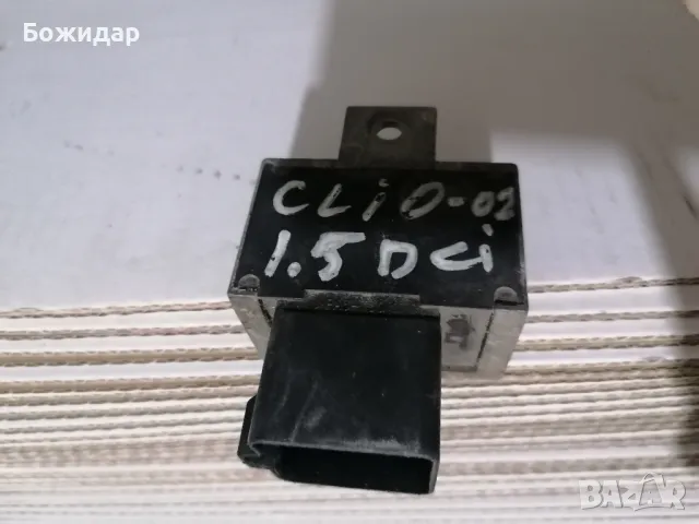 реле подгревни свещи 1.5 dci, снимка 3 - Части - 48792010